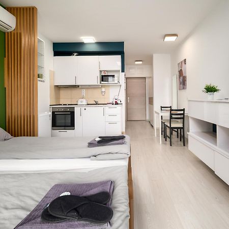 Atrium Residence Deluxe Suite-Free Parking Garage Same Building Βουδαπέστη Εξωτερικό φωτογραφία