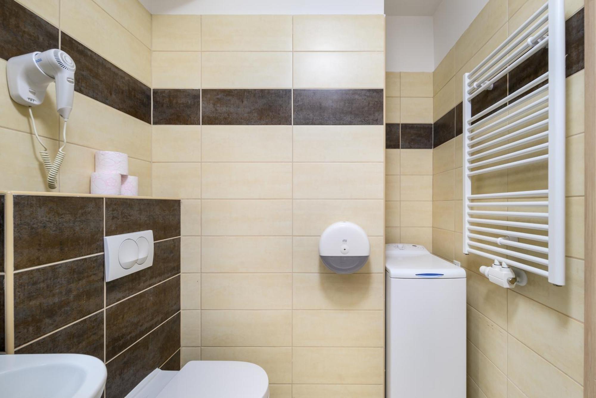 Atrium Residence Deluxe Suite-Free Parking Garage Same Building Βουδαπέστη Εξωτερικό φωτογραφία